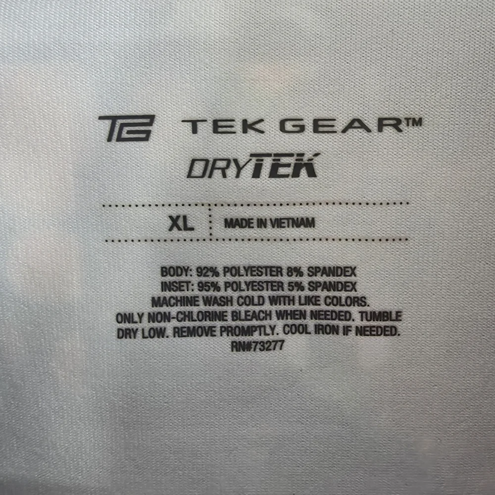 Tek Gear Women's Purple Abstract Jacket - Picture 3 of 3